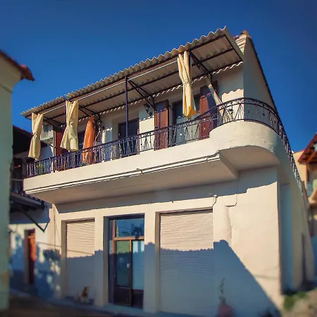 בית נופש Chez Konstantinos Kallirákhi